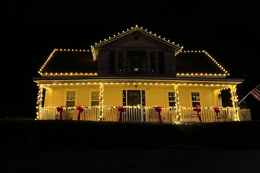 Brighten Your Holidays: Custom Lighting Services in Alton, NH