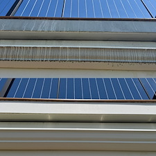 Gutter-Cleaning-and-Brightening-in-Moultonborough-NH-Bald-Peak-Colony-Club 0