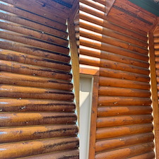 Preparing-a-Log-Home-for-Fresh-Stain-House-Washing-in-Wolfeboro-NH 2