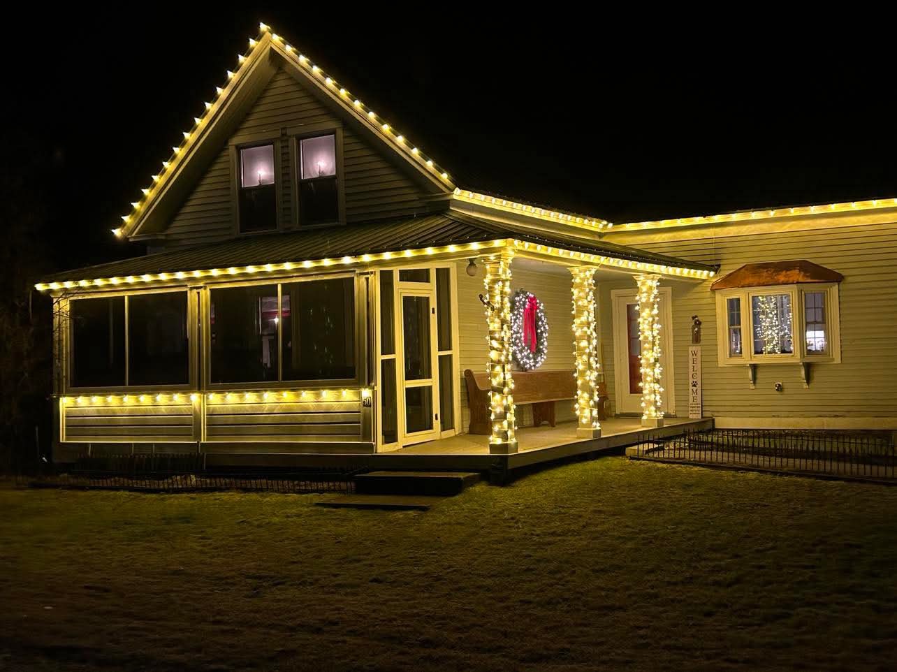 Professional Holiday Lighting Services in Tamworth, NH: Expert Design, Installation, and Display