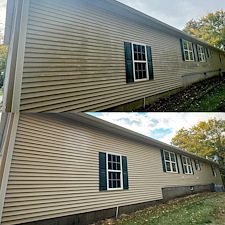 Professional-House-Washing-Services-in-Farmington-NH-Enhance-Curb-Appeal-with-Expert-Cleaning 1